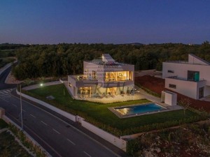 Vila - Novigrad (00023)