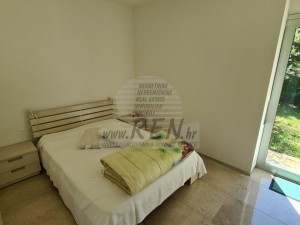 Vila - Zapadna obala Istre (00019)