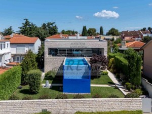 Vila  - Umag (00104)