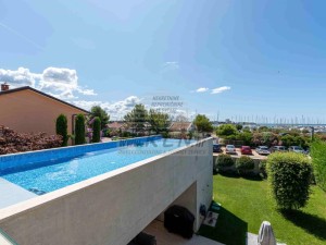 Vila - Umag (00104)