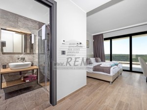 Vila - Buje (00075)